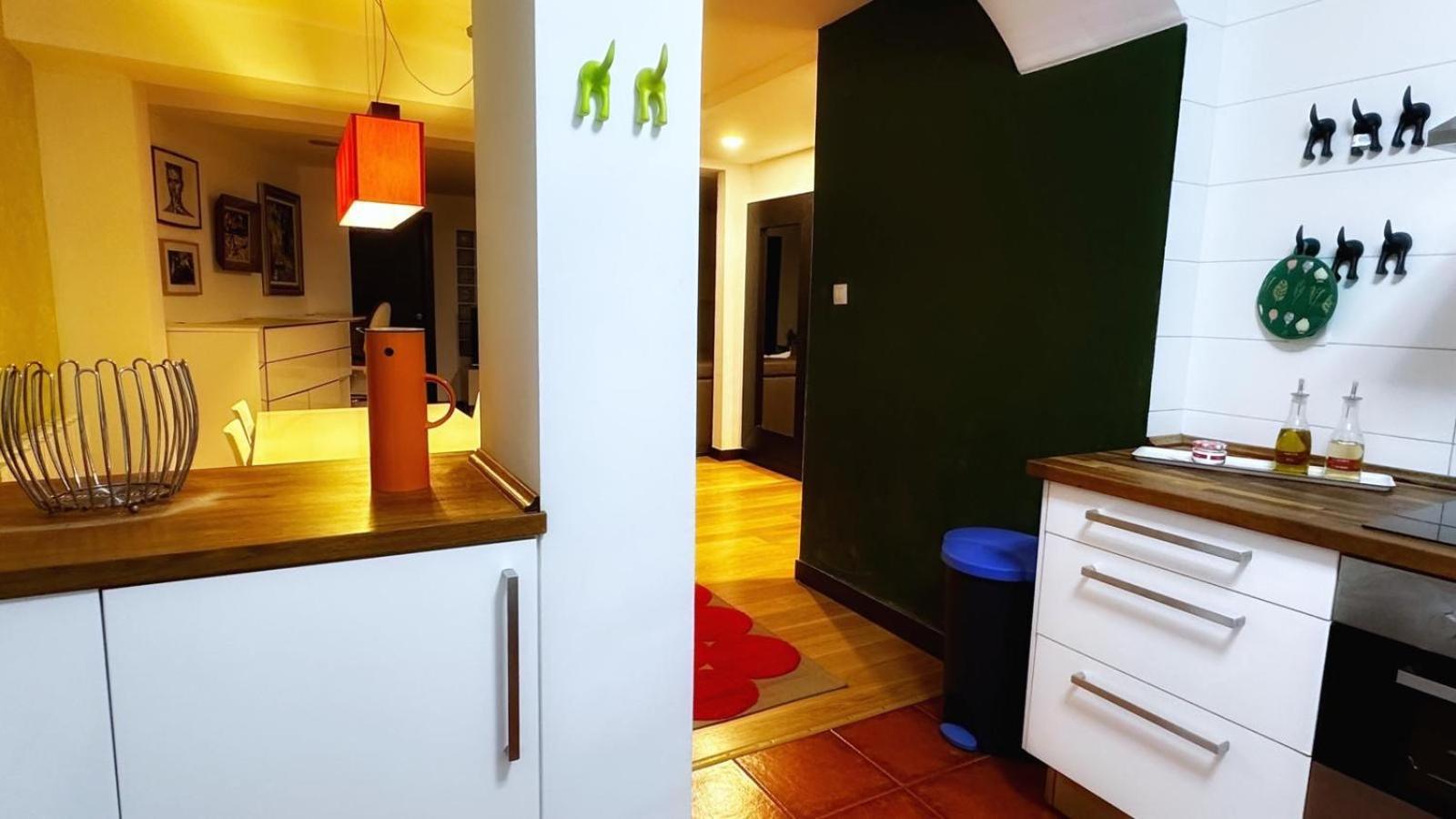 Vivienda Turistica Ciudad Jardin Con Tranquilidad Y Wifi Apartment Bilbao Exterior photo